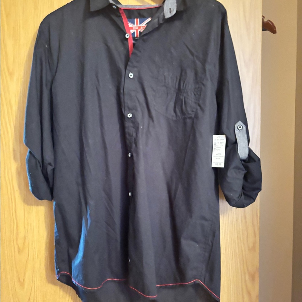 Black and Red 3/4 Sleeve Button Down Shirt with Dress Collar